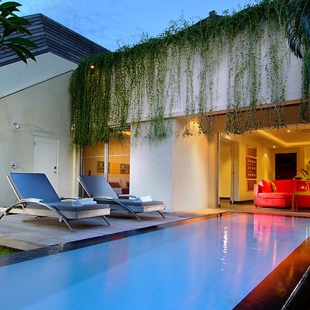 Bali Island Villas&Spa CHSE Certified Seminyak  Bagian luar foto